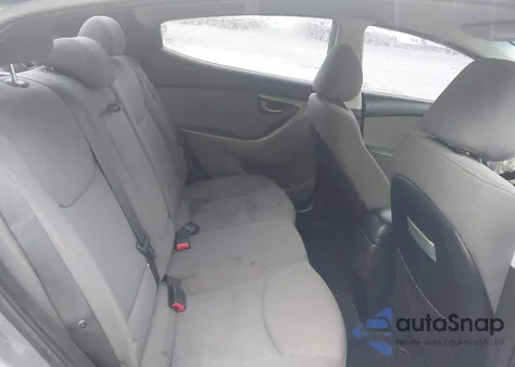 2016 Hyundai Elantra Se z USA, uszkodzony, nr VIN KMHDH4AE9GU542708